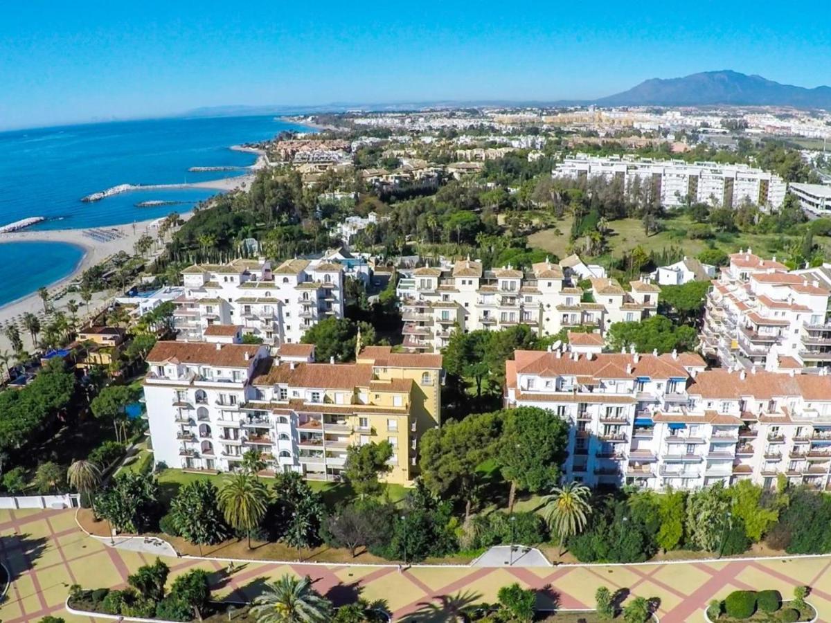 マルベーリャAtico Con Vistas En Andalucia Del Marアパートメント エクステリア 写真