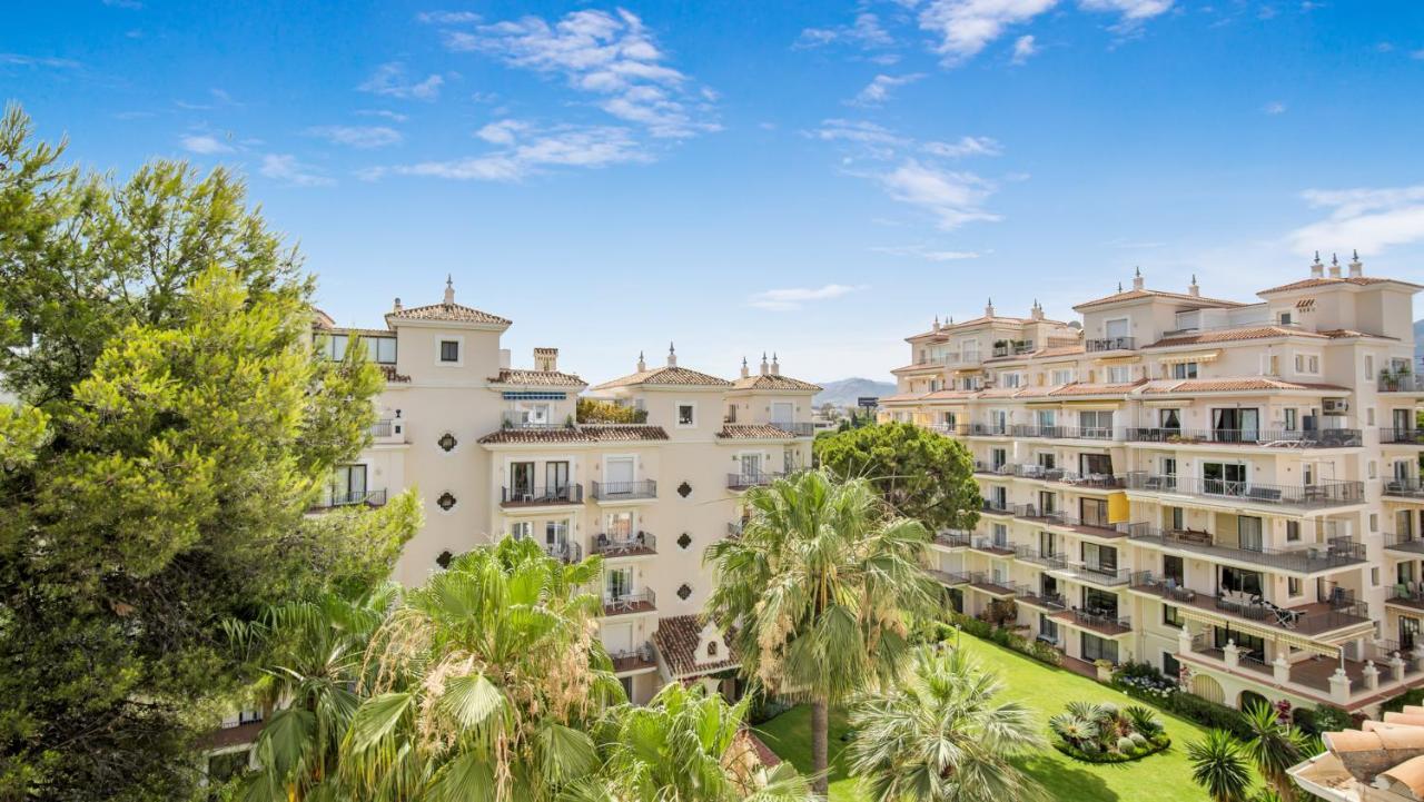 マルベーリャAtico Con Vistas En Andalucia Del Marアパートメント エクステリア 写真